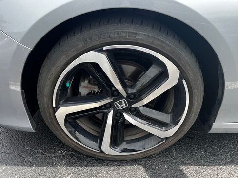 Used 2019 Honda Accord Sport image 14