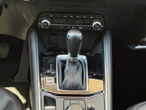 Used 2024 MAZDA CX-5 Carbon Edition image 11