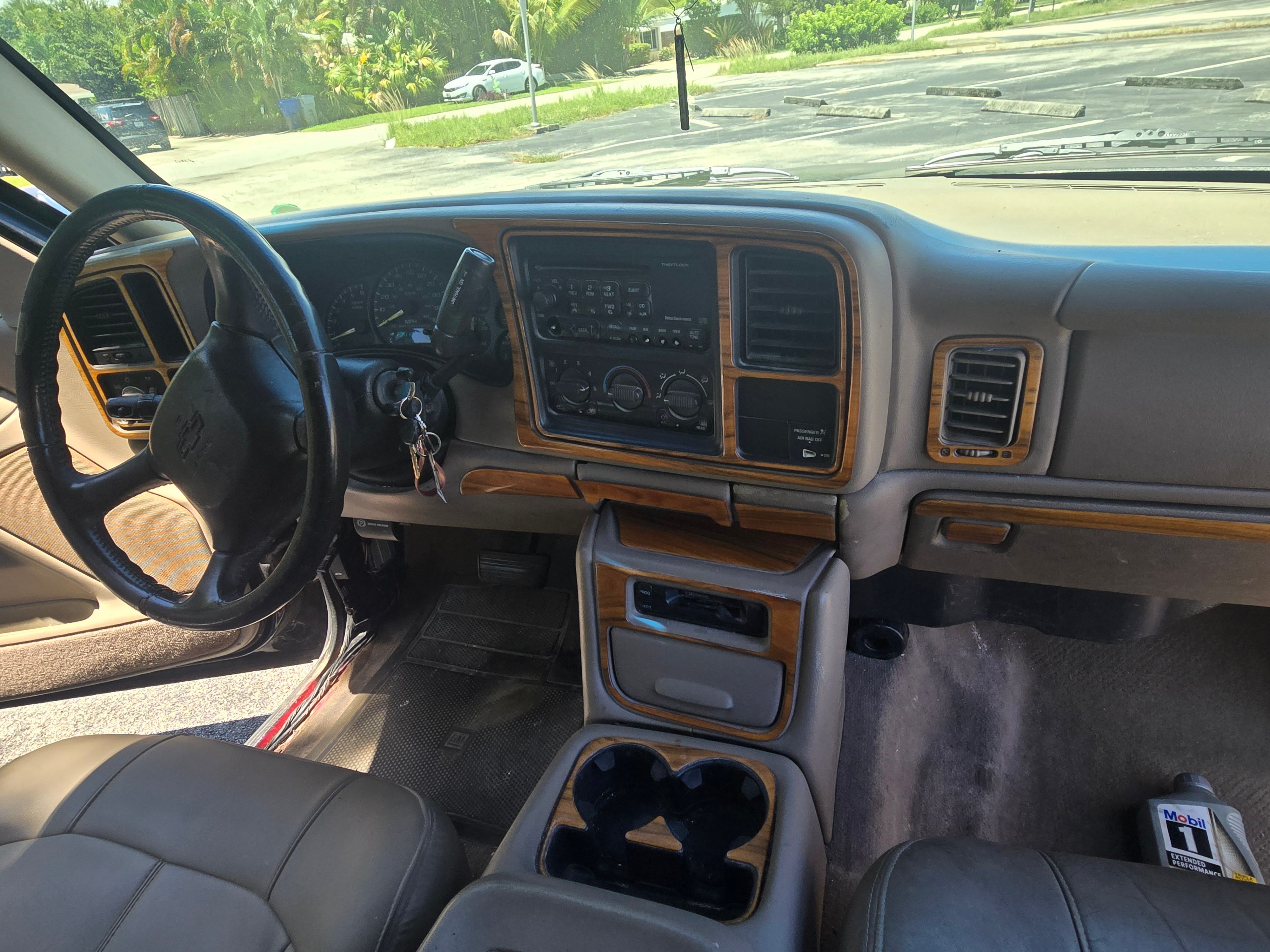 Used 2001 Chevrolet Silverado 1500 LT RWD image 6