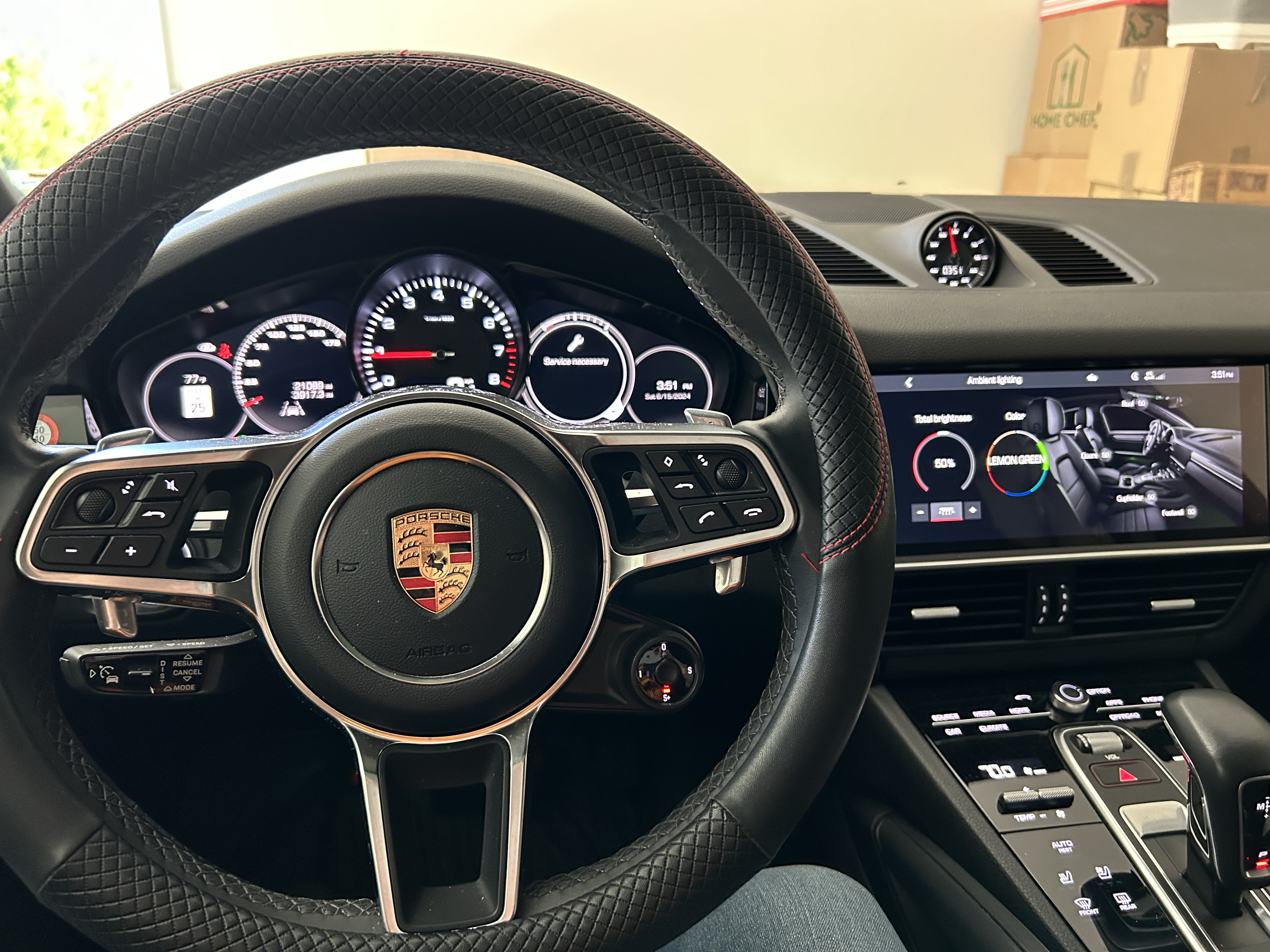 Used 2020 Porsche Cayenne AWD/4WD image 4