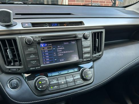 Used 2013 Toyota RAV4 Limited AWD/4WD image 13