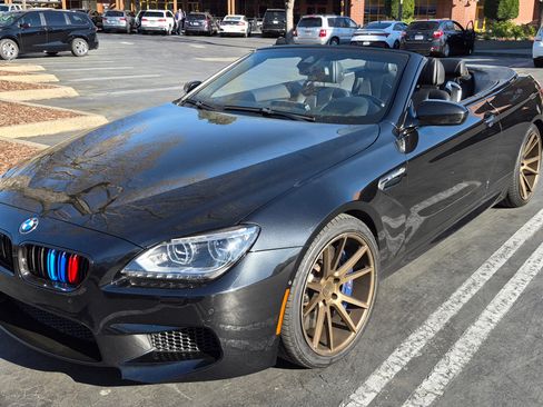 Used 2013 BMW M6 Convertible image 9