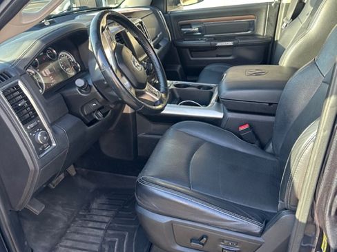 Used 2016 RAM 1500 Laramie w/ Convenience Group image 13