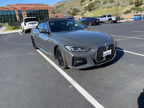 Used 2023 BMW 430i Convertible w/ M Sport Package image 8