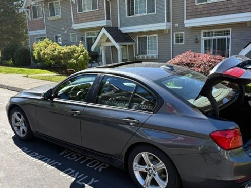 Used 2015 BMW 328i Sedan RWD image 4