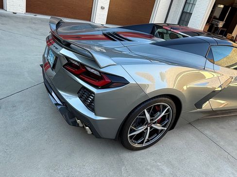 Used 2022 Chevrolet Corvette Stingray Premium Conv w/ Z51 Performance Package image 8