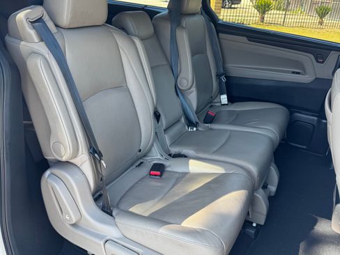 Used 2019 Honda Odyssey Elite image 13