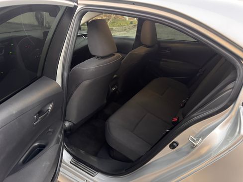 Used 2023 Toyota Corolla LE image 11