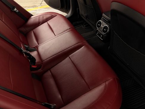 Used 2022 Kia Stinger GT-Line w/ Sun & Sound Package image 9