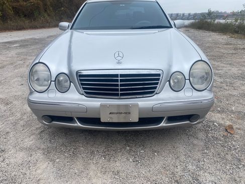 Used 2001 Mercedes-Benz E 55 AMG Sedan image 11