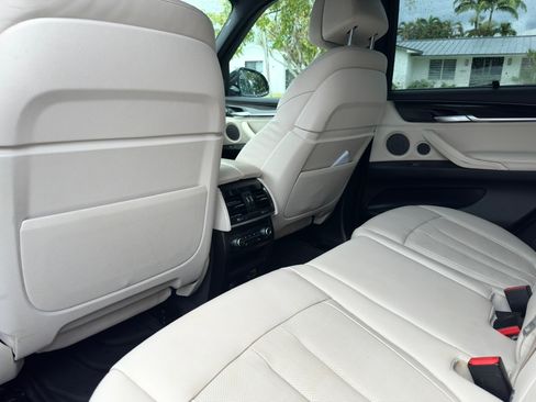 Used 2018 BMW X5 xDrive35i image 9