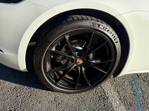 Used 2024 Porsche 718 Boxster image 22