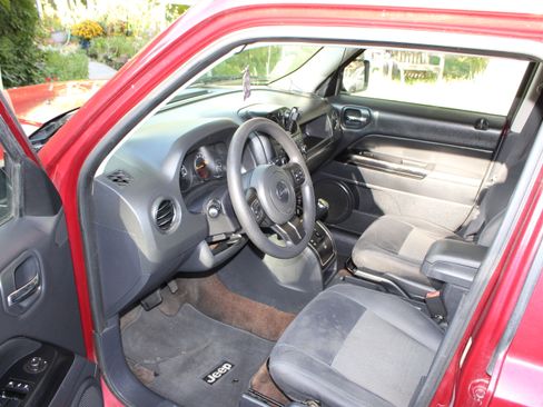 Used 2015 Jeep Patriot Sport w/ Power Value Group image 6