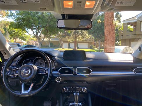 Used 2017 MAZDA CX-5 Touring w/ Preferred Equipment Package image 10