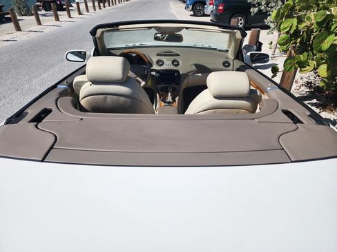 Used 2005 Mercedes-Benz SL 500 image 25