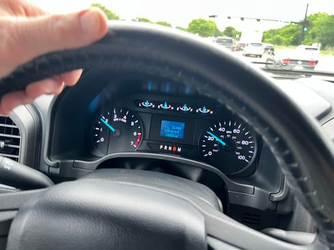 Used 2020 Ford F350 XL w/ Power Equipment Group RWD image 17