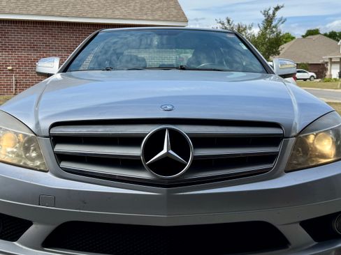 Used 2009 Mercedes-Benz C 300 Sedan image 1