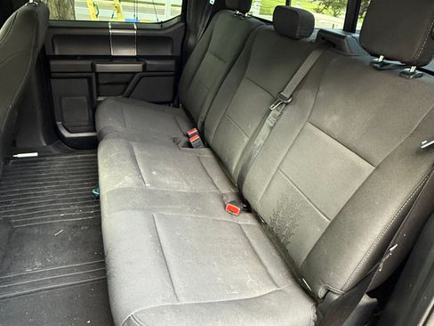 Used 2019 Ford F150 XLT w/ Equipment Group 302A Luxury AWD/4WD image 9