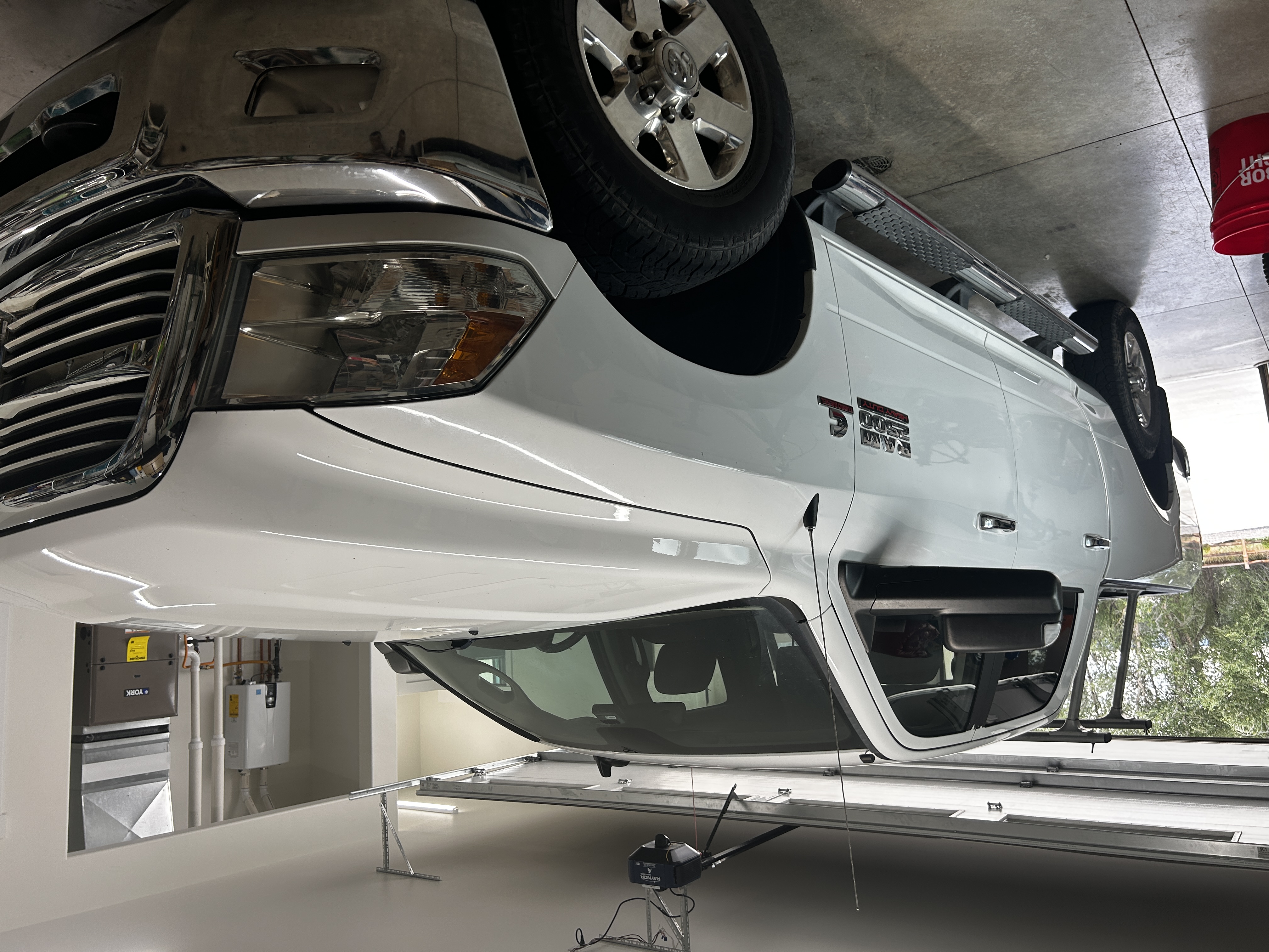 Used 2014 RAM 2500 Big Horn AWD/4WD image 2