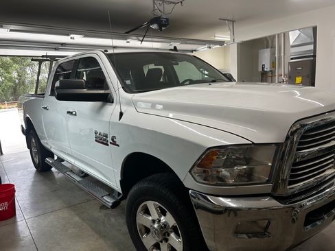 Used 2014 RAM 2500 Big Horn AWD/4WD image 2