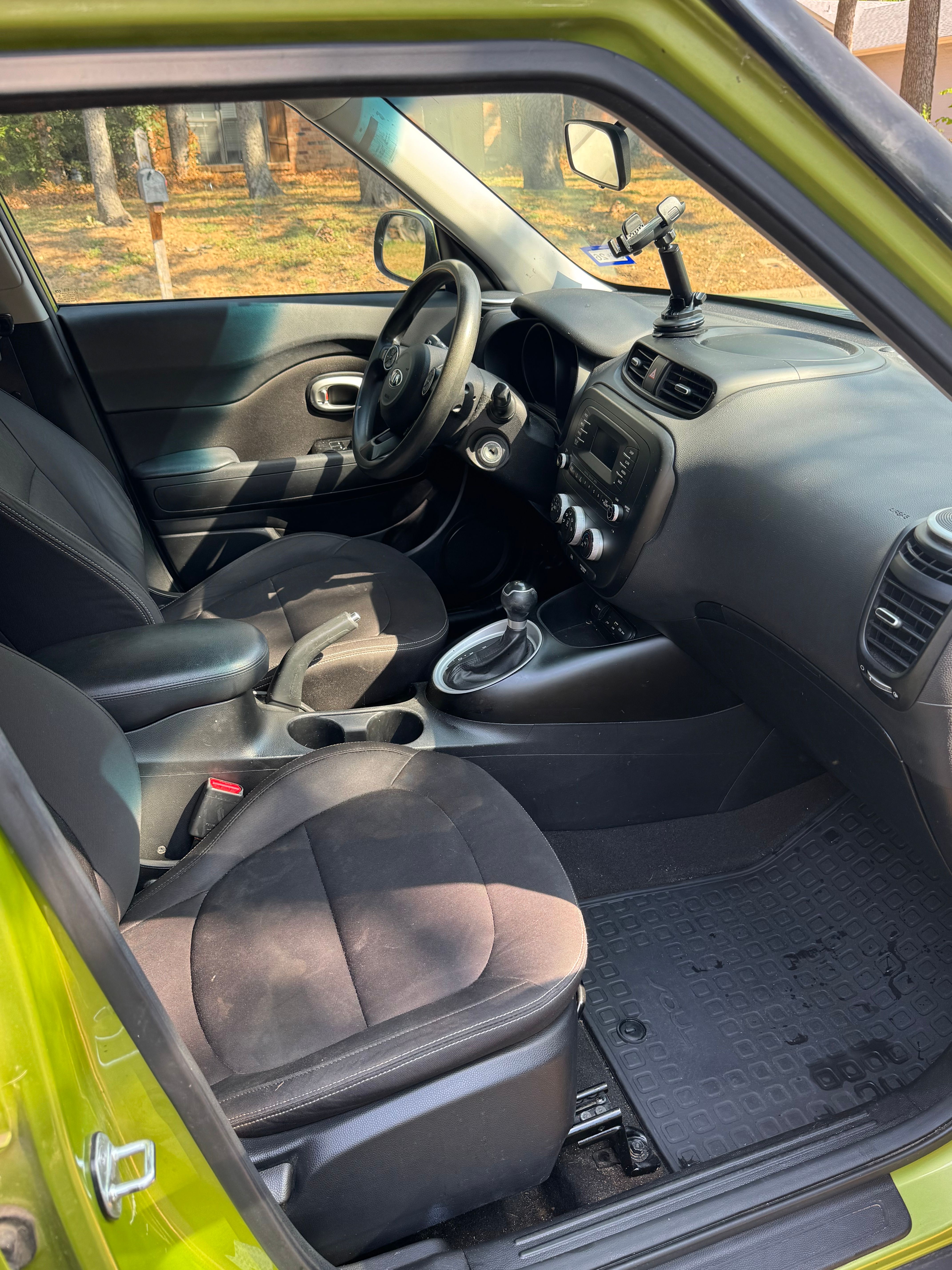 Used 2016 Kia Soul FWD image 19