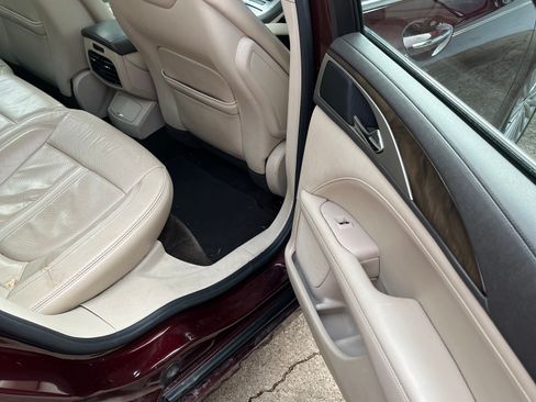 Used 2017 Lincoln MKZ Reserve w/ Climate Package image 17