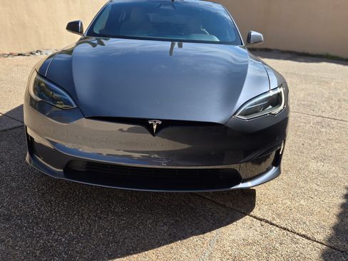 Used 2022 Tesla Model S Standard Range image 4