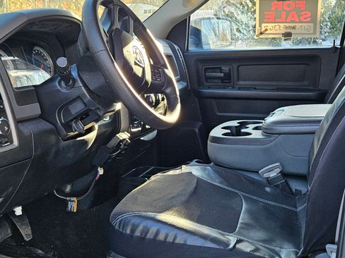Used 2015 RAM 1500 Express image 2