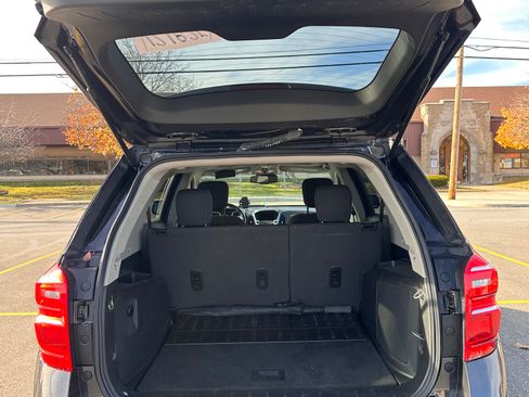 Used 2016 Chevrolet Equinox LT w/ Convenience Package image 10