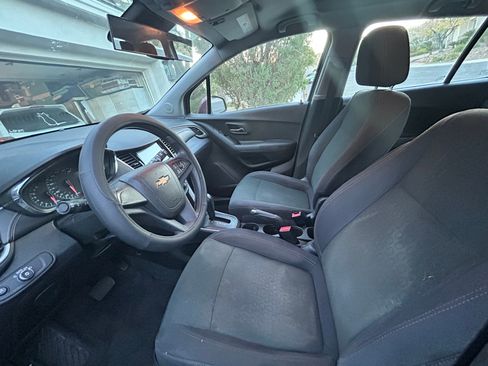 Used 2017 Chevrolet Trax LS image 10
