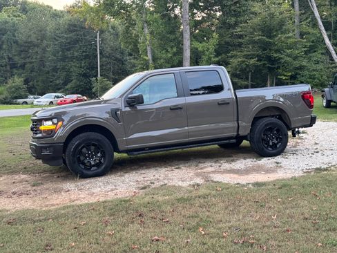 Used 2025 Ford F150 STX w/ Equipment Group 201A FX4 AWD/4WD image 15