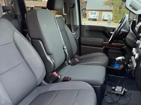 Used 2022 GMC Sierra 3500 SLE w/ SLE Convenience Package image 2