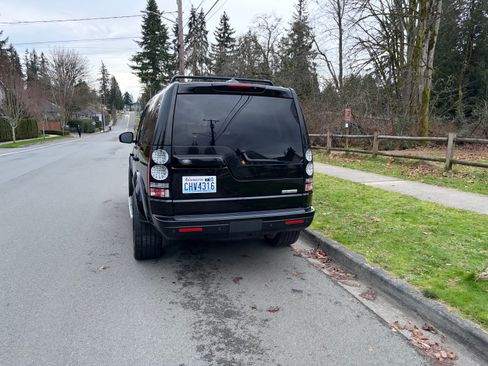 Used 2016 Land Rover LR4 HSE LUX image 4