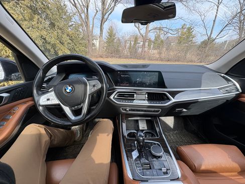 Used 2021 BMW X7 xDrive40i image 11