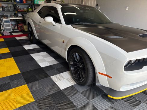 Used 2019 Dodge Challenger R/T Scat Pack w/ Widebody Package image 6