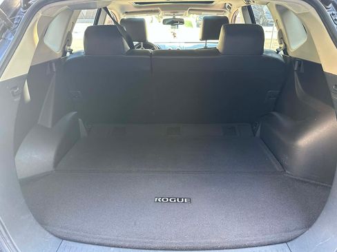 Used 2010 Nissan Rogue SL w/ Leather Pkg image 5