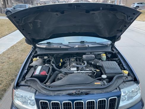 Used 2002 Jeep Grand Cherokee Limited image 10