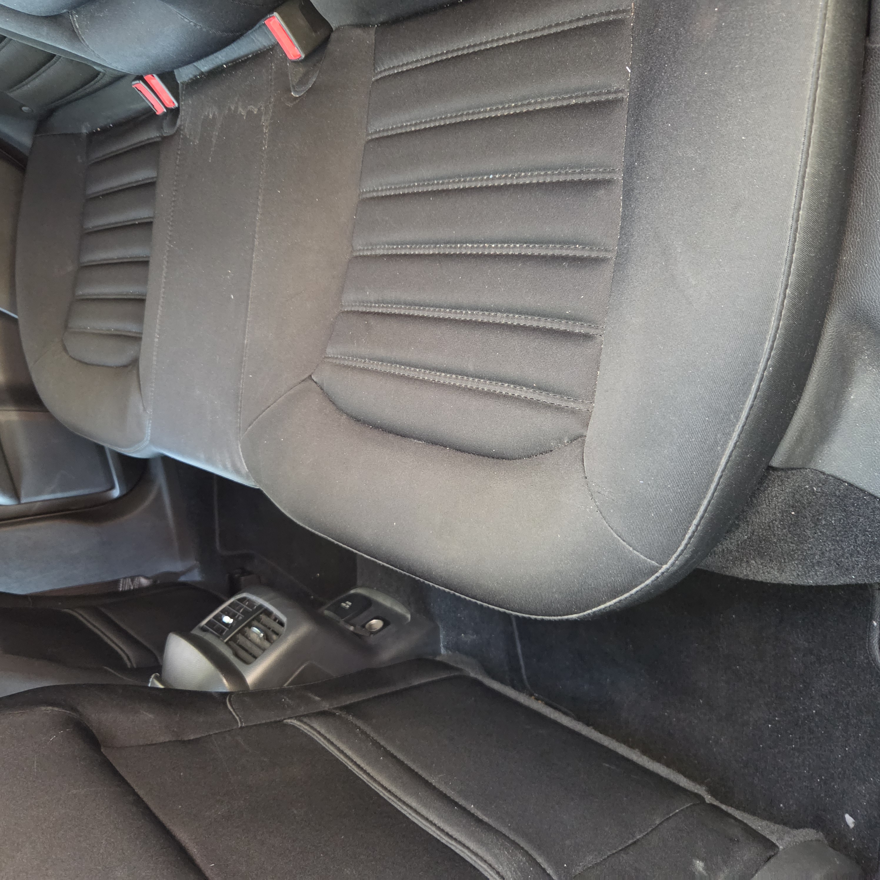 Used 2013 Ford Fusion SE FWD image 9