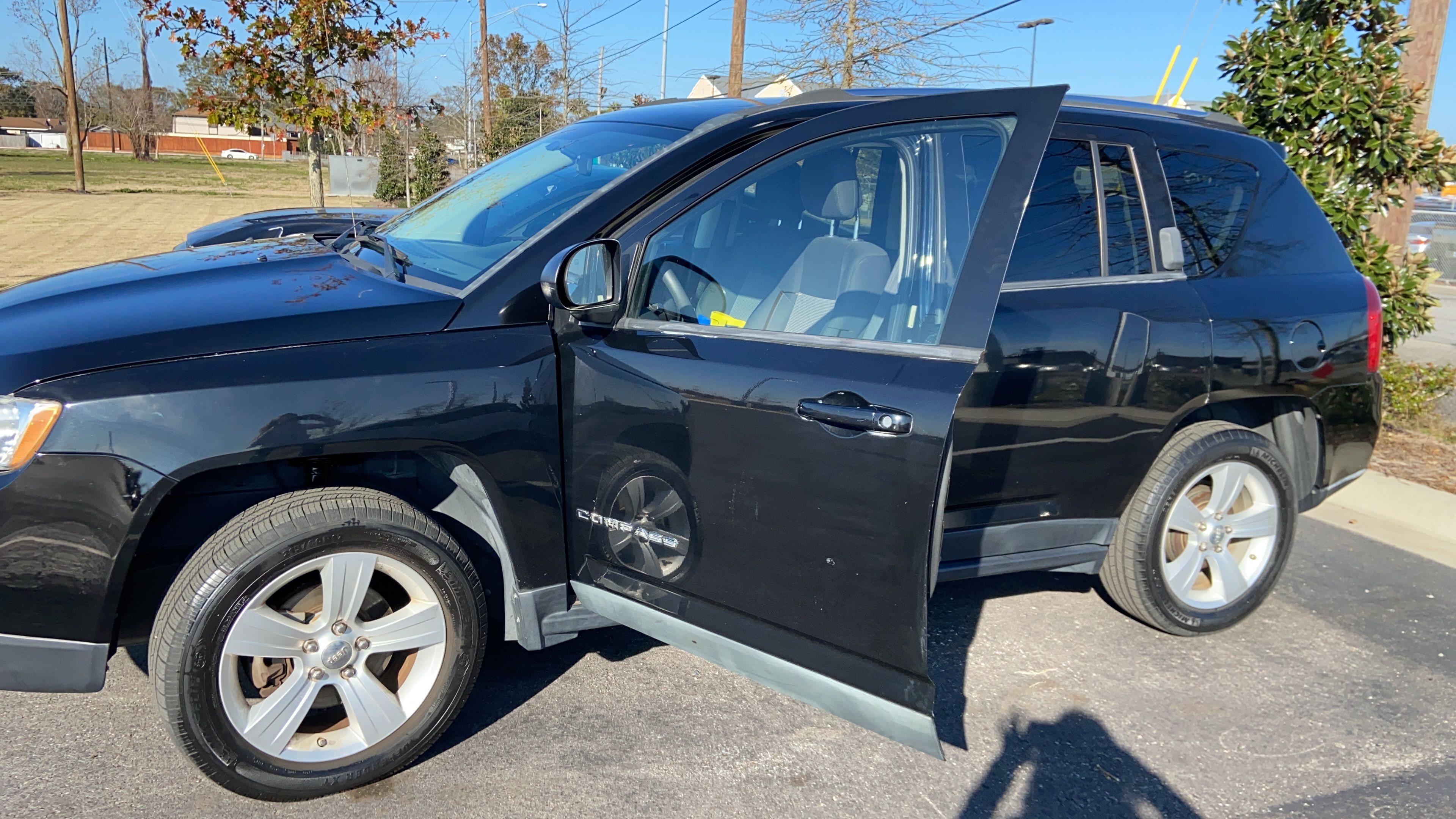 Used 2012 Jeep Compass Sport FWD image 6