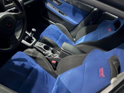 Used 2004 Subaru Impreza WRX STI image 9