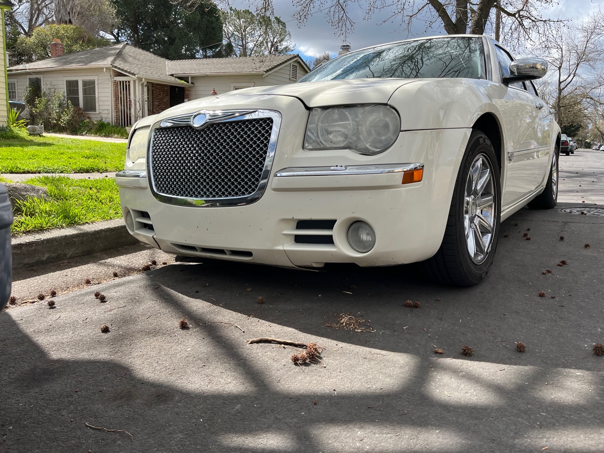 Used 2006 Chrysler 300 C w/ Protection Group II RWD image 1