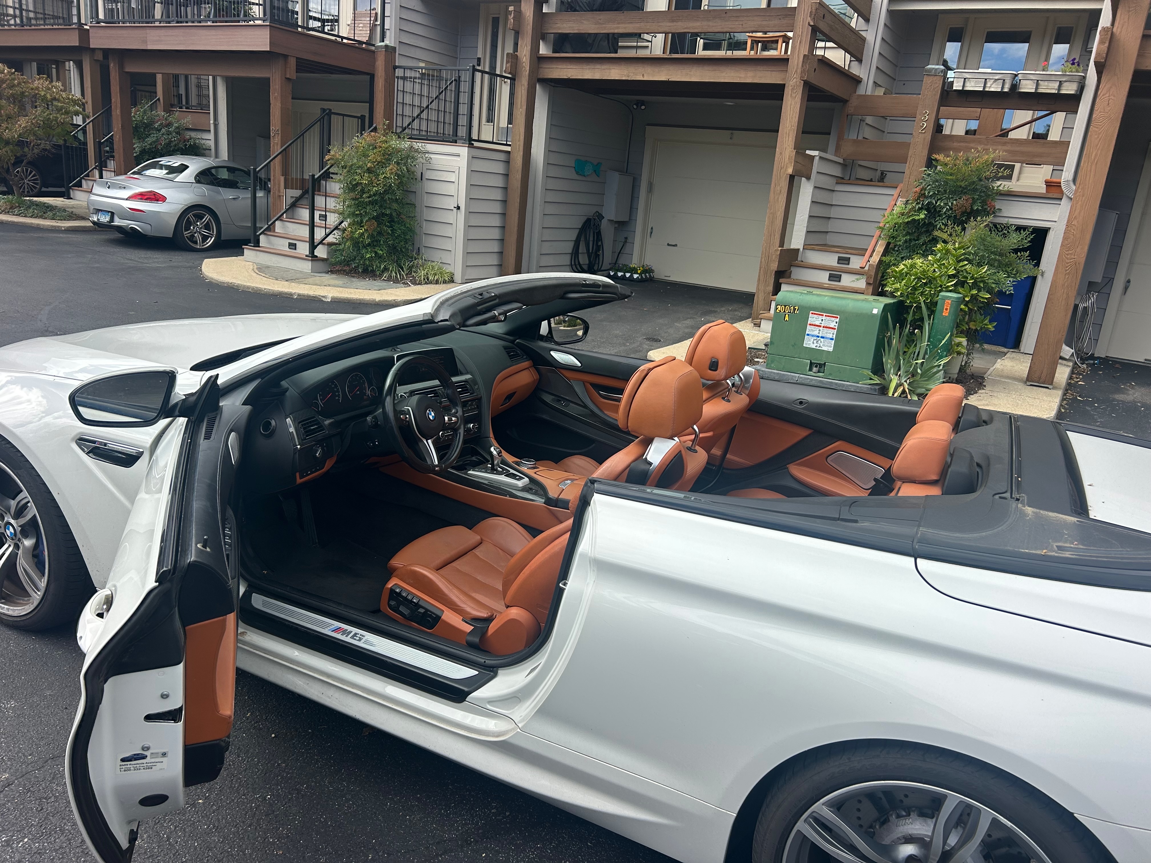 Used 2016 BMW M6 Convertible RWD image 8