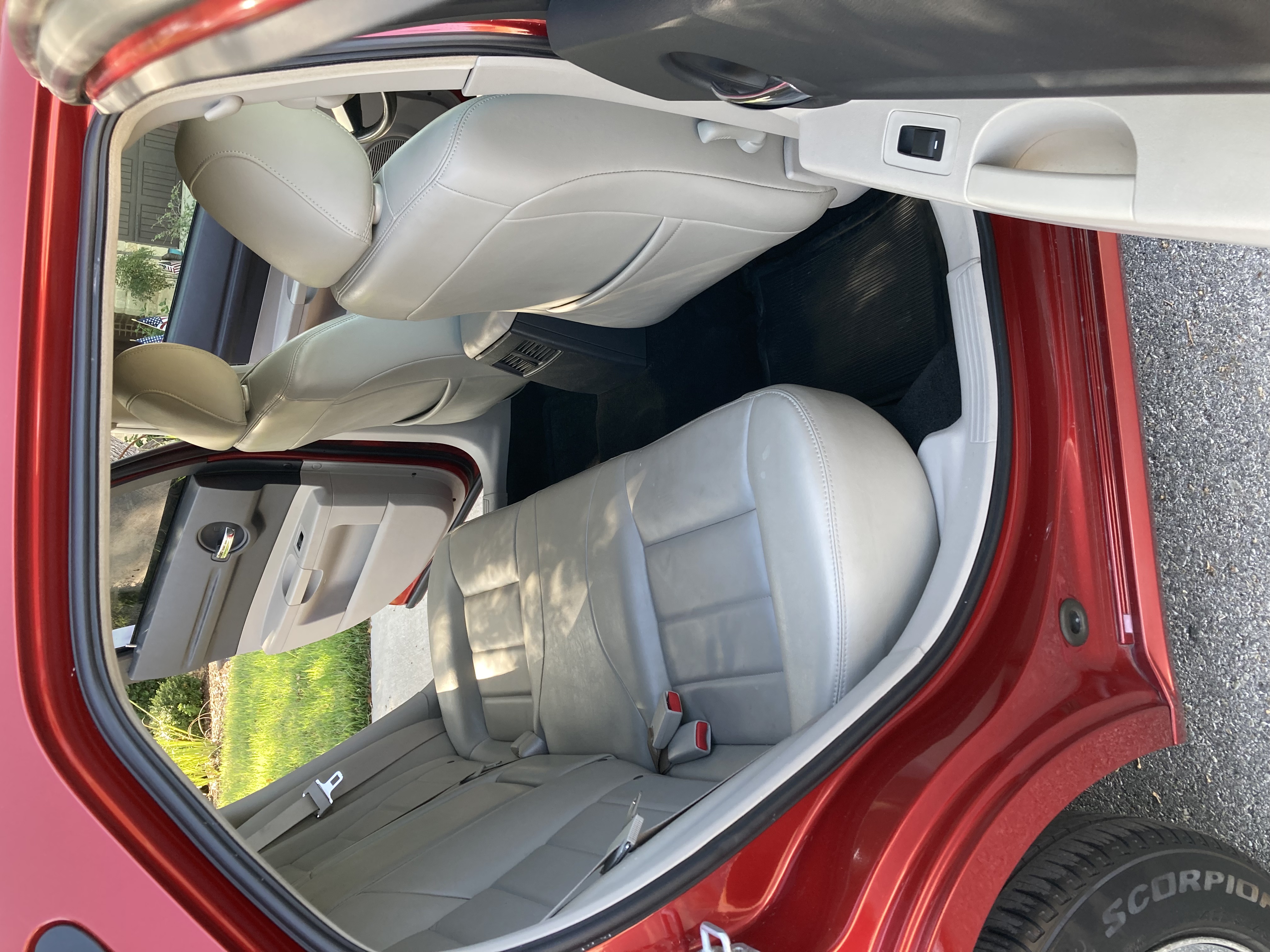 Used 2007 Dodge Magnum R/T RWD image 7