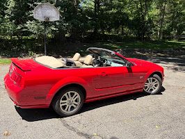 Used 2006 Ford Mustang GT RWD image 2