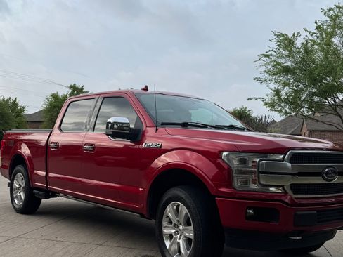 Used 2020 Ford F150 Platinum w/ Equipment Group 701A Luxury image 4