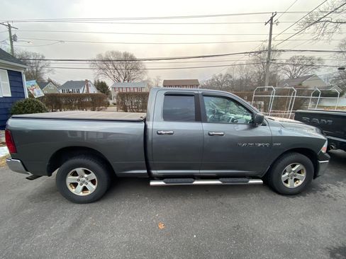 Used 2011 RAM 1500 Classic SLT w/ Technology Group image 4
