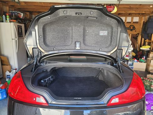 Used 2010 INFINITI G37 x Coupe w/ Premium Pkg image 5