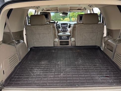 Used 2016 GMC Yukon SLT image 6