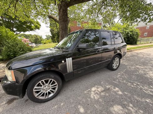 Used 2009 Land Rover Range Rover HSE AWD/4WD image 2