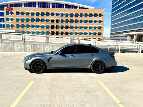 Used 2023 BMW M3 Competition w/ M Carbon Exterior Package image 5